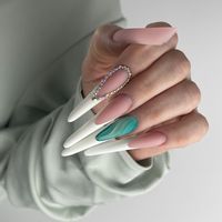 imagine profil Tia.tech.nailart