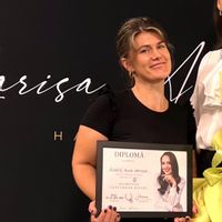 imagine profil Alina Ramona Hairstyle