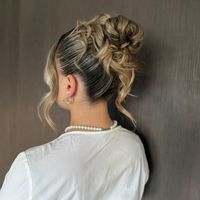 imagine profil Lorena Hairstyle Oradea