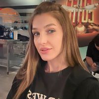 imagine profil Roxana make-up