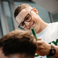 imagine profil Andriescu Razvan | Salon 2 Frizeri