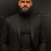 imagine profil Mihai Leon