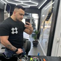 imagine profil Răzvan Dobre