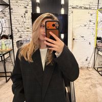 imagine profil Andreea Miron