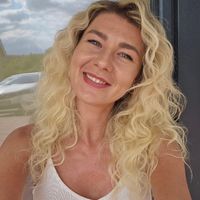 imagine profil Beatrice Szabo