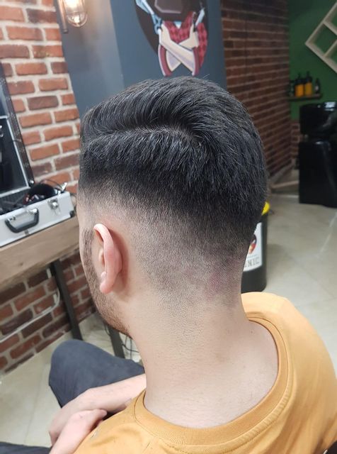 imagine galerie HAIR STUDIO barber shop Adjudeni 0