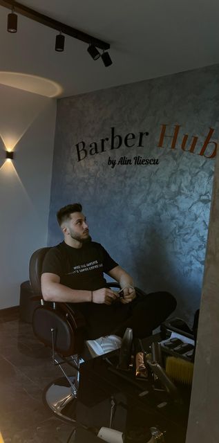 imagine galerie Barber Hub 0