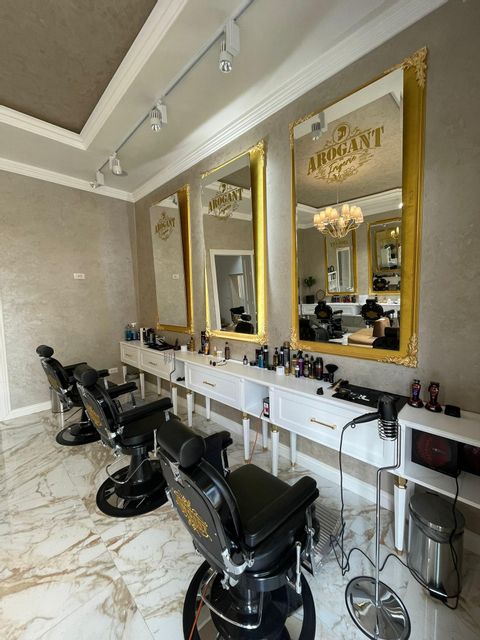 imagine galerie Arogant Barbershop & Hair Studio 1