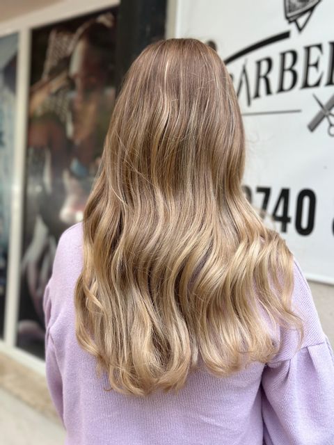 imagine galerie Hairs by Any mezey 0