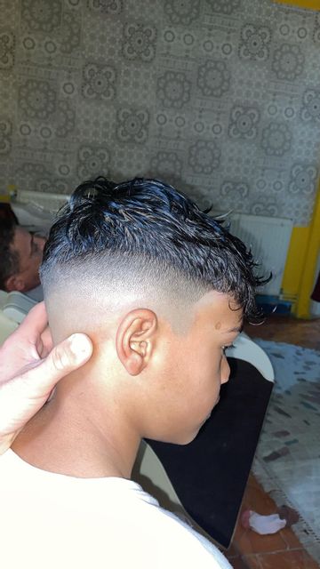 imagine galerie Mădălin barber 5