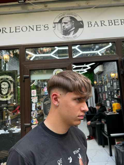imagine galerie Corleone’s barbershop 4
