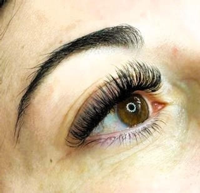 imagine galerie Lashes by Cristiana 2