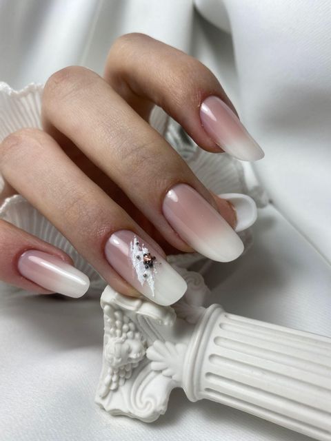 imagine galerie Nailwhispers by Melania Vidrighin 0