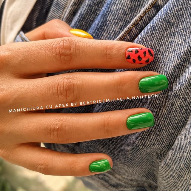 imagine galerie Studio Nails by Beatrice Mihaela 4