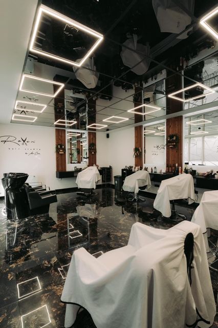 imagine galerie Raven Hair Studio 2