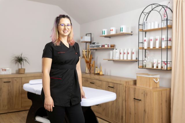 imagine galerie Iulia Nistor (Beauty, Massage & Aromatherapy) 0