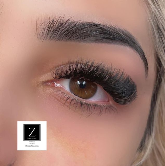 imagine galerie Imperial Lashes 1