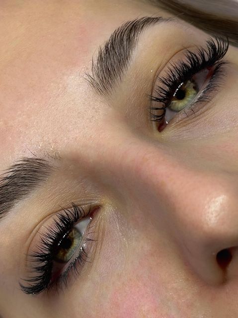 imagine galerie Flamingo Beauty- Lashes by Emma 2