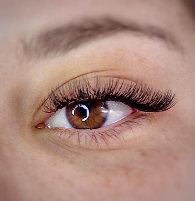 imagine galerie DA-LASHES By Adela 1