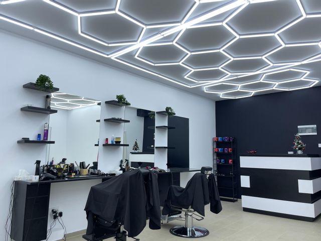 imagine galerie BROBARBERS 4