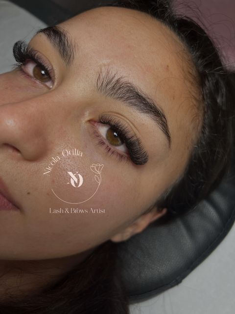 imagine galerie Otilia Nicola Lashes 0