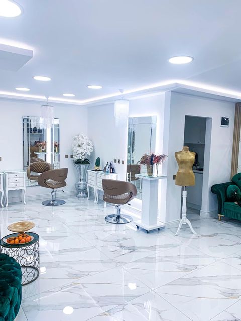 imagine galerie Florina Scurtu Beauty Salon & Academy 0