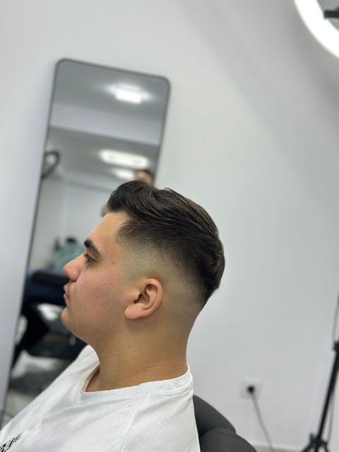 imagine galerie Alex Parau Professional Cuts 4