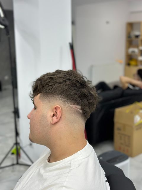 imagine galerie Alex Parau Professional Cuts 5