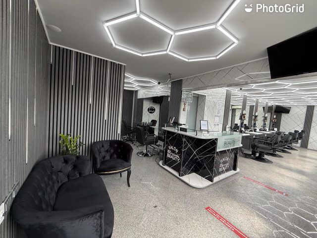imagine galerie Salon Hema 1