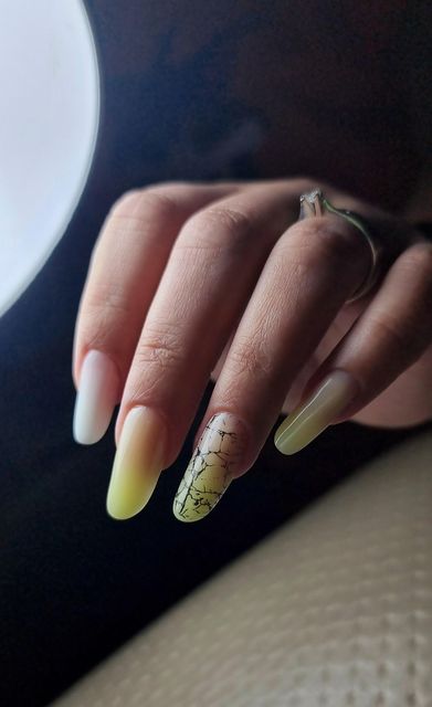 imagine galerie Filip Georgiana Nails 6