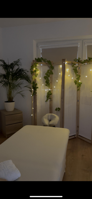 responsive image 13