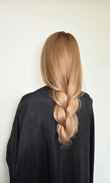 imagine galerie Estera Uta Hairstyle 1