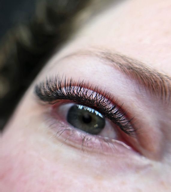imagine galerie Lotus Lashes by Gina  3