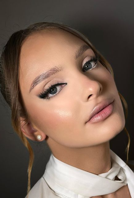 imagine galerie Teodora Bianca MUA 2