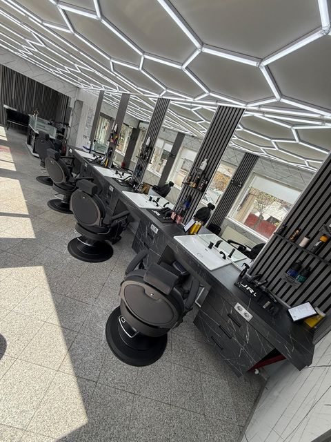 imagine galerie Salon Hema 3