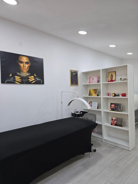 imagine galerie Lotus Lashes by Gina  5