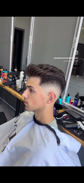 imagine galerie Adrian Suciu Barbershop & Nails 4