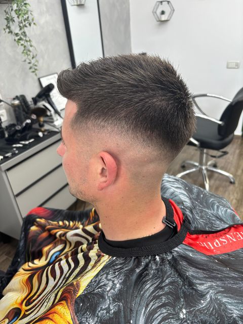imagine galerie Manu The Barber 2