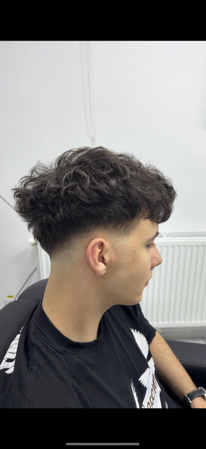 imagine galerie Underground Barbers 4