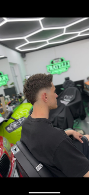 imagine galerie FRATELLI BARBER SHOP 5
