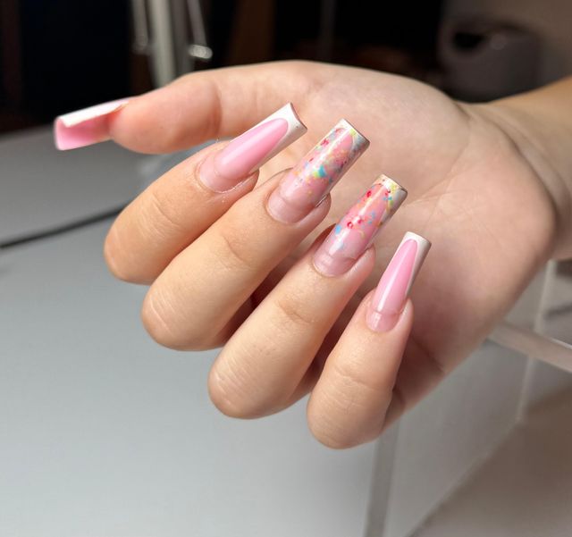 responsive image 104