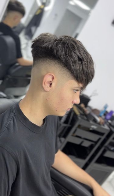 imagine galerie Alex Măgureanu Professional Cuts  4