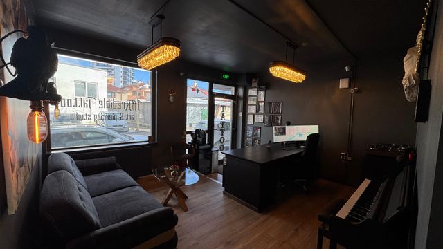 imagine galerie INKredible Tattoo Art & Piercing Studio 2