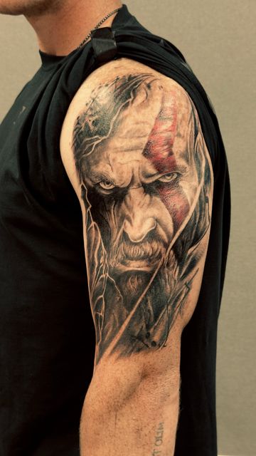 imagine galerie INKredible Tattoo Art & Piercing Studio 5