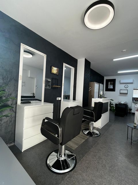 responsive image 33