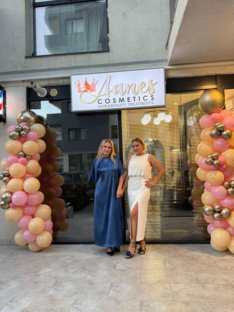 imagine galerie Aanes Cosmetics 1