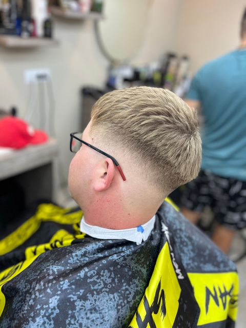 imagine galerie MEN's Barbershop 5
