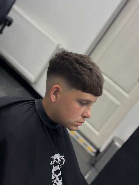 imagine galerie Andrei LV Barber | Barbers District 6