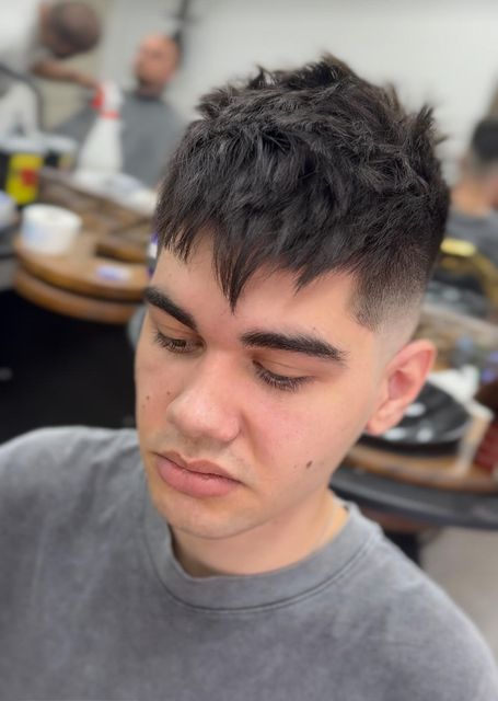 imagine galerie WEST BARBER SHOP Militari 6
