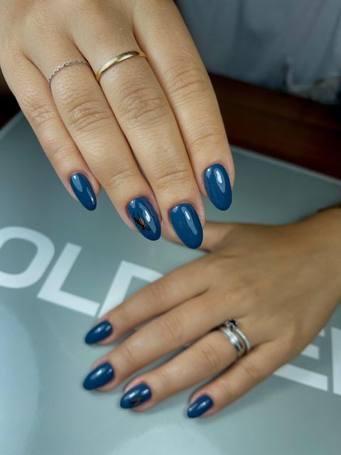 imagine galerie AROGANT BEAUTY SALON 1